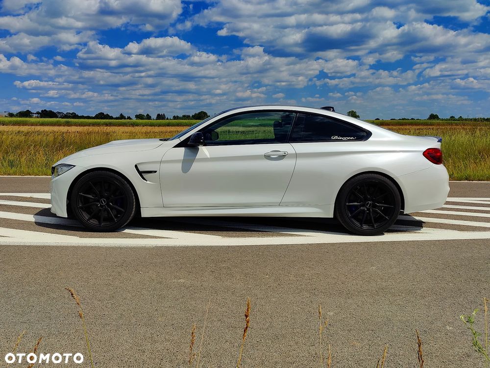 BMW M4 - 5