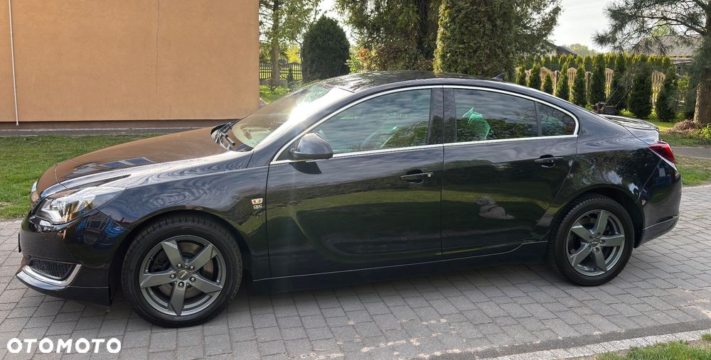 Opel Insignia 2.0 T Cosmo S&S - 11