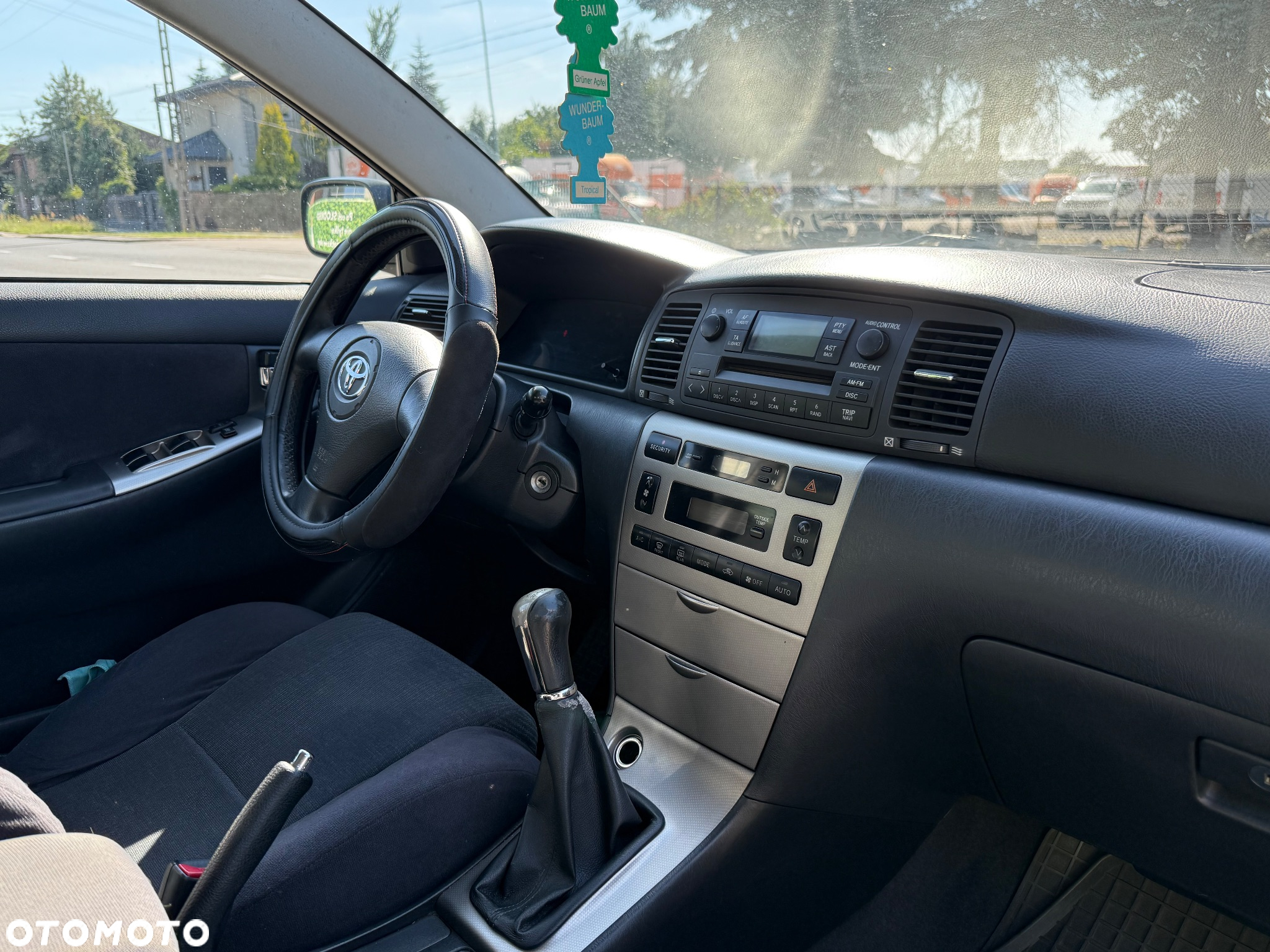 Toyota Corolla 1.6 VVT-i Sol - 21