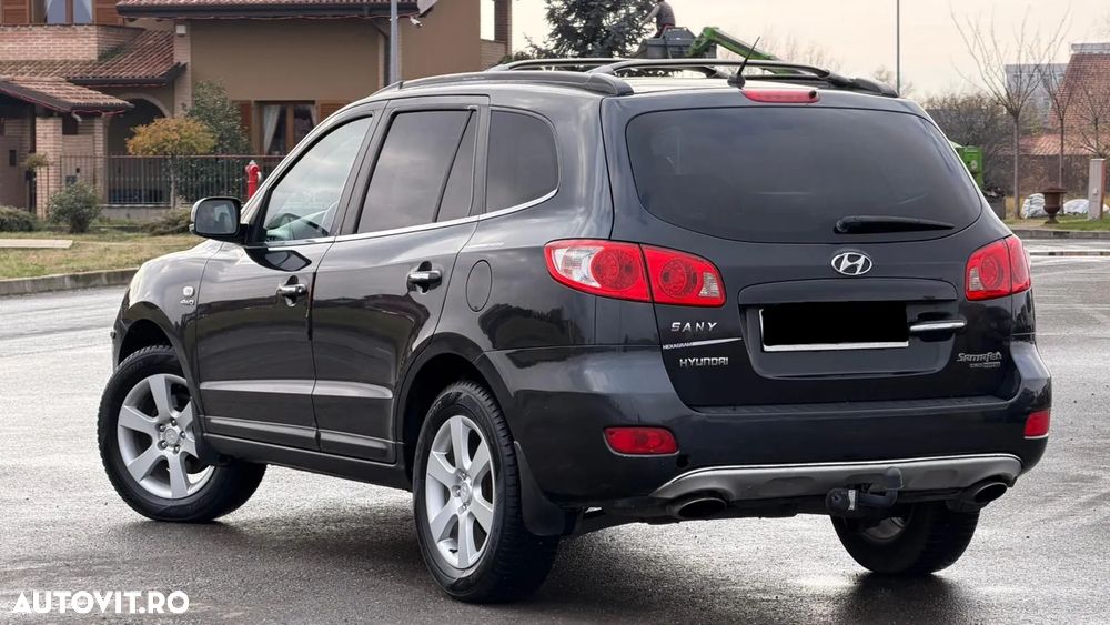 Hyundai Santa Fe - 5