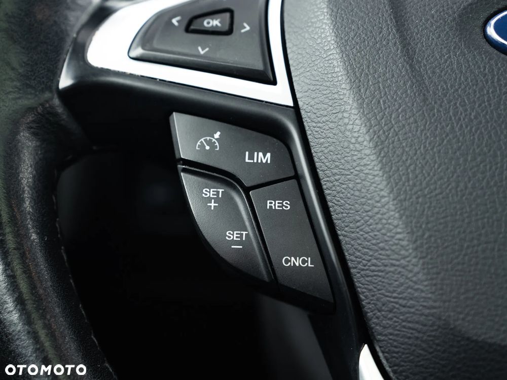 Ford Mondeo 2.0 TDCi Titanium PowerShift - 9