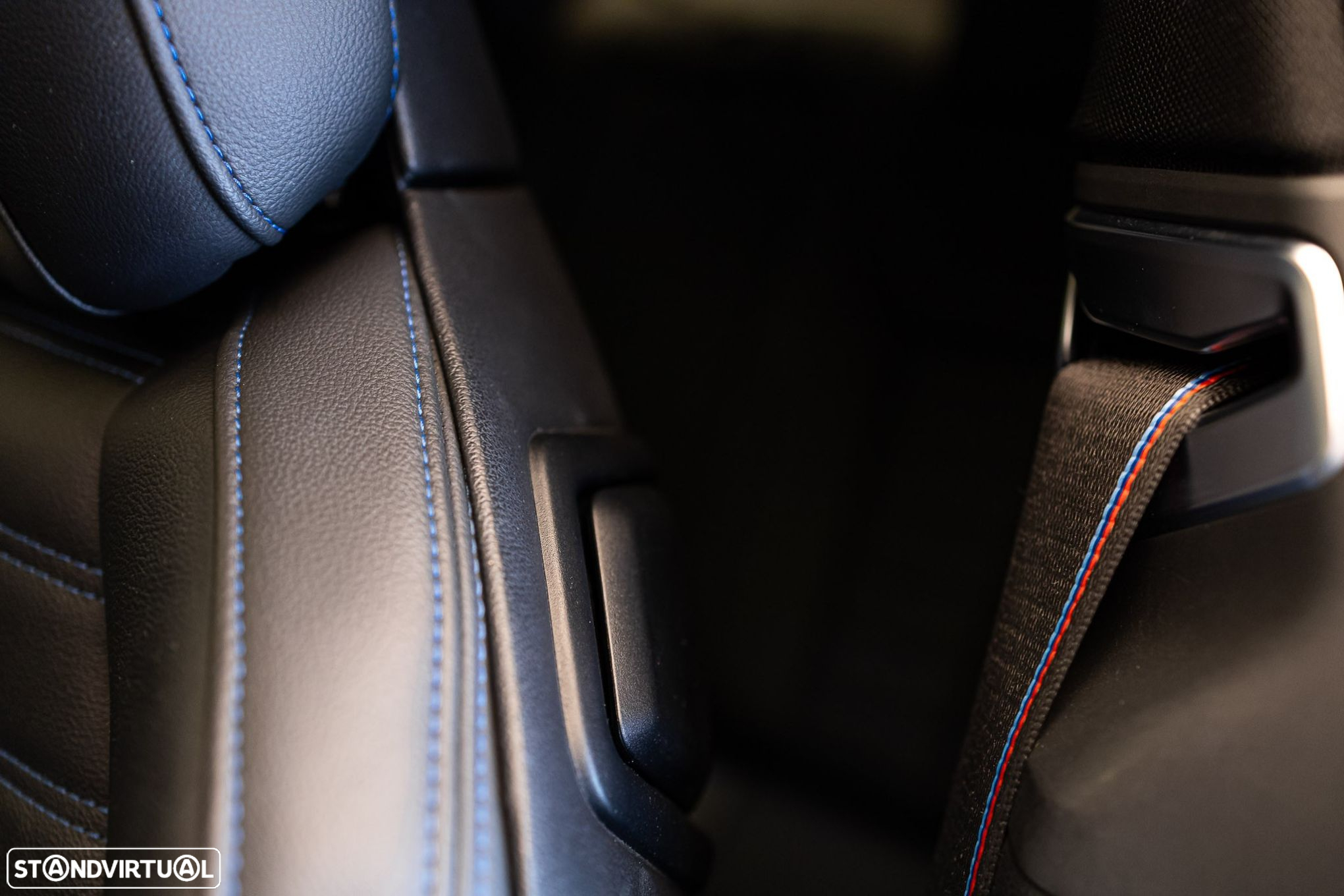 BMW 430 i Desportiva M Auto - 31