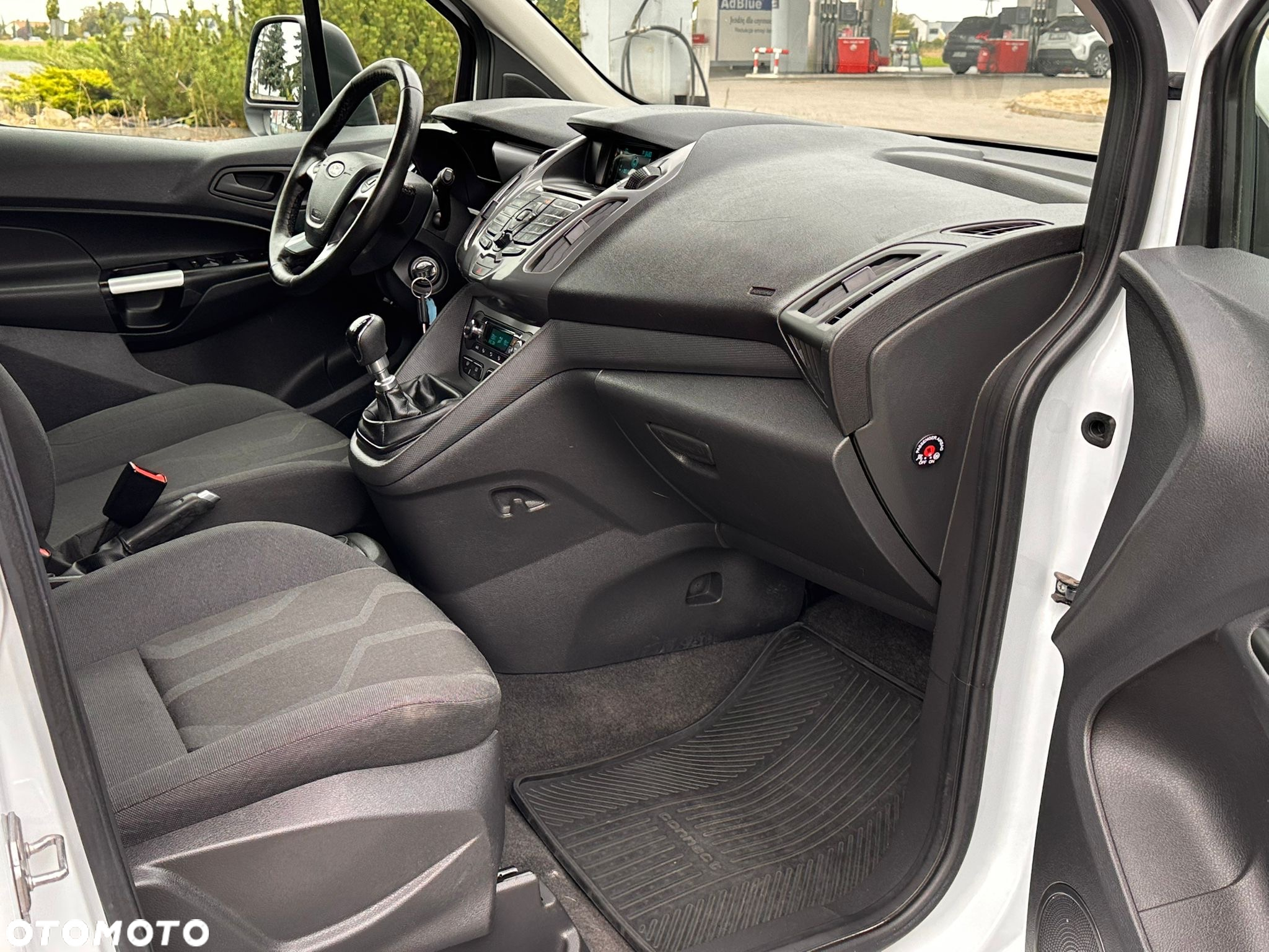 Ford Tourneo Connect Grand - 11