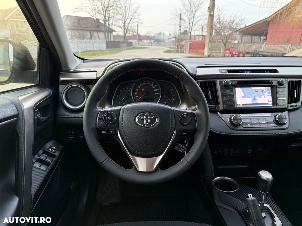 Toyota RAV4 2.2 D-4CAT 4WD Aut Executive - 16