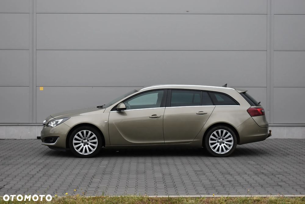 Opel Insignia - 25