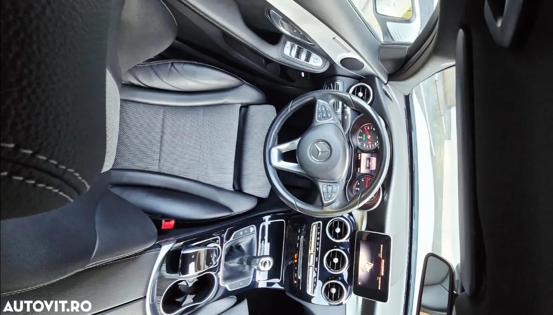 Mercedes-Benz C 220 BlueTec - 12