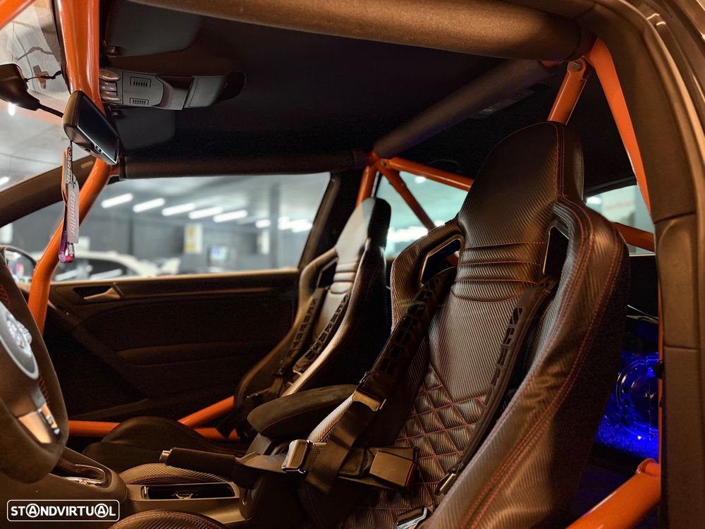 VW Golf 2.0 GTI DSG - 27