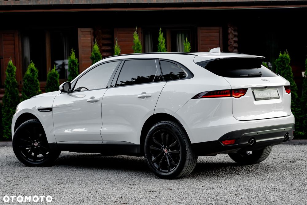 Jaguar F-Pace 25d AWD Prestige - 9