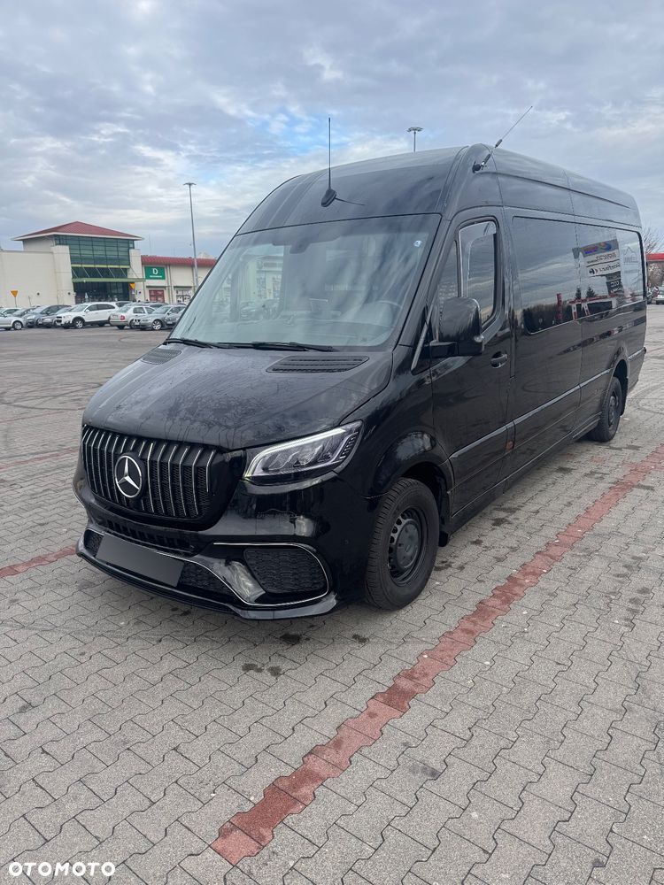 Mercedes-Benz Sprinter - 2