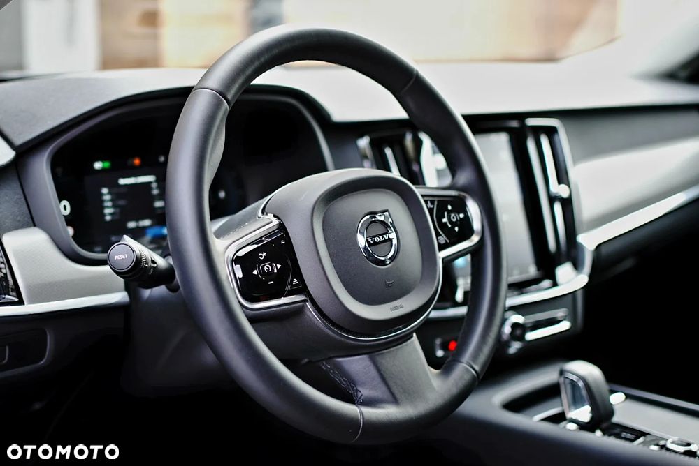 Volvo V90 - 4