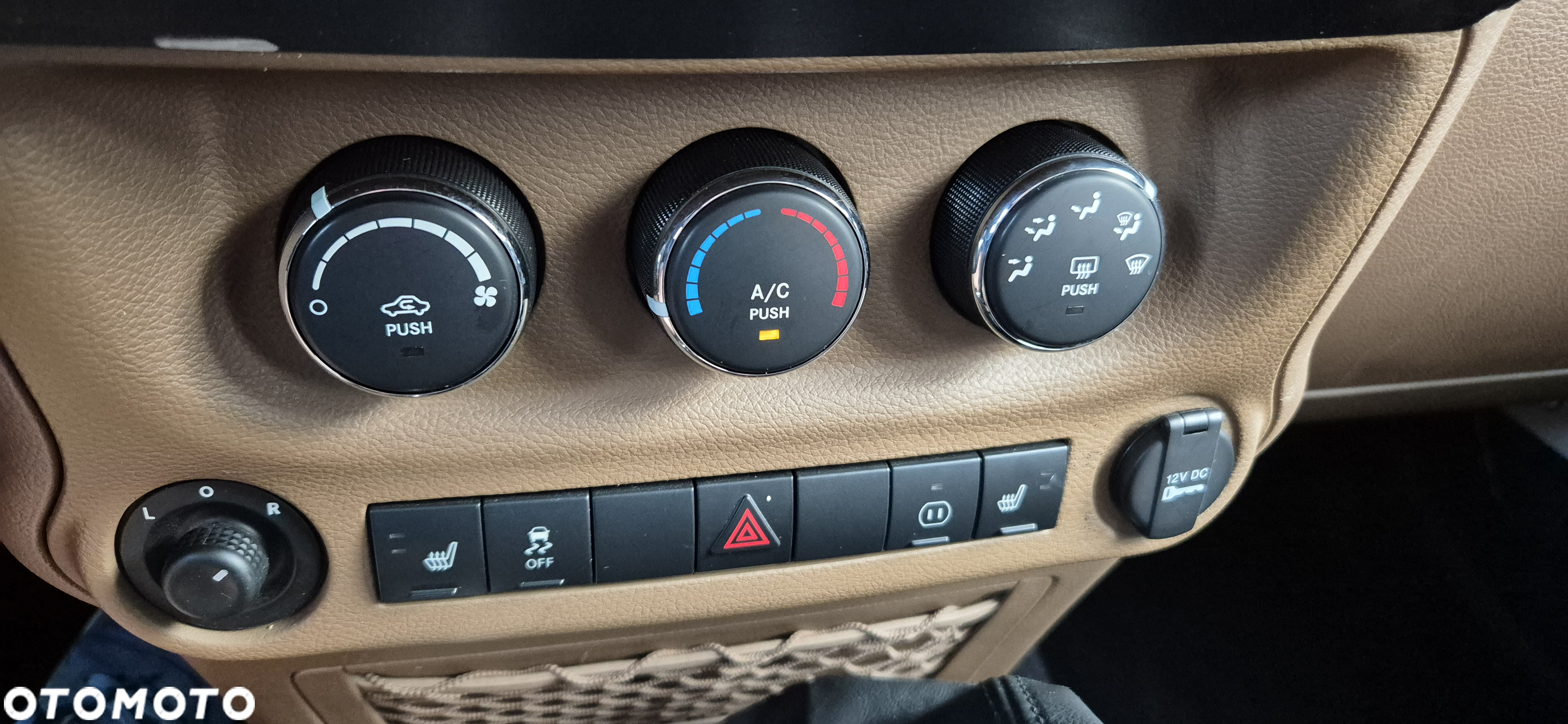 Jeep Wrangler - 24