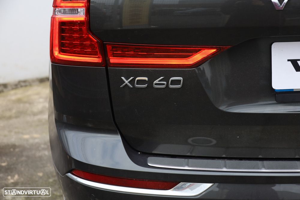 Volvo XC 60 2.0 T6 PHEV Inscription AWD - 33