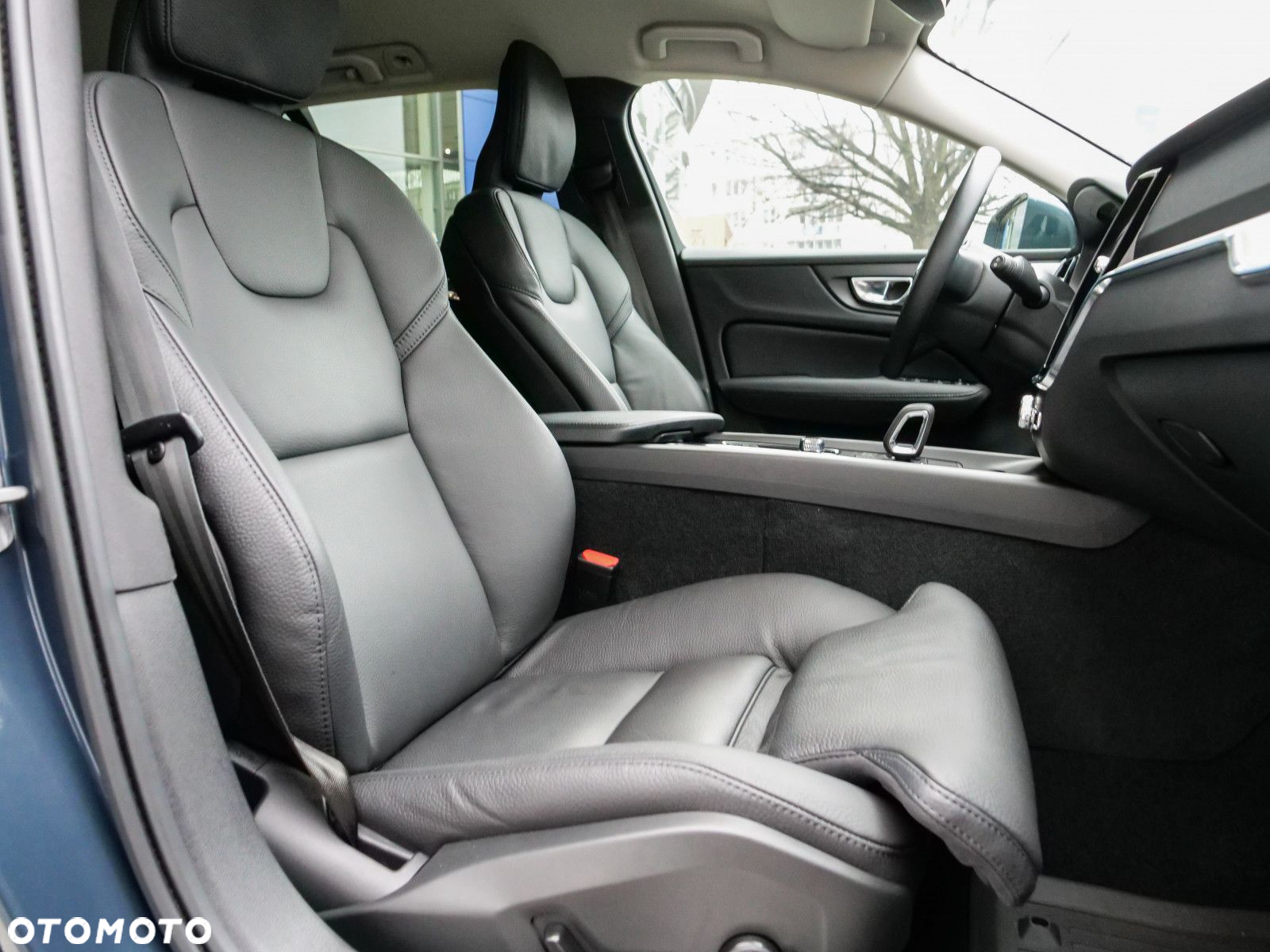 Volvo V60 Cross Country - 28