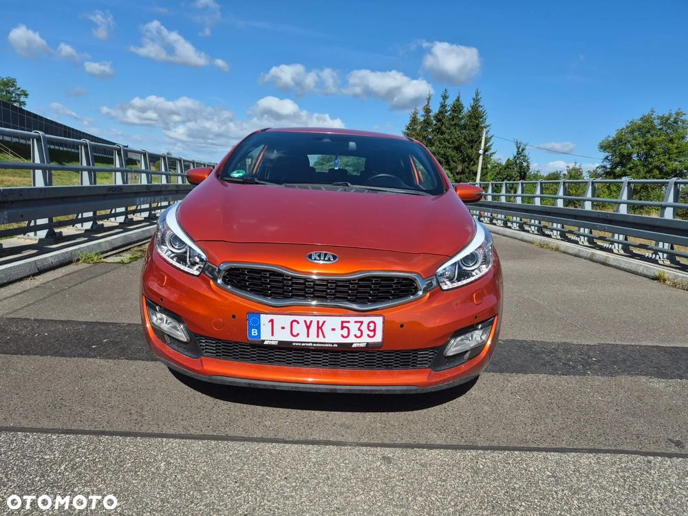Kia Ceed 1.6 GDI Platinum Edition - 28