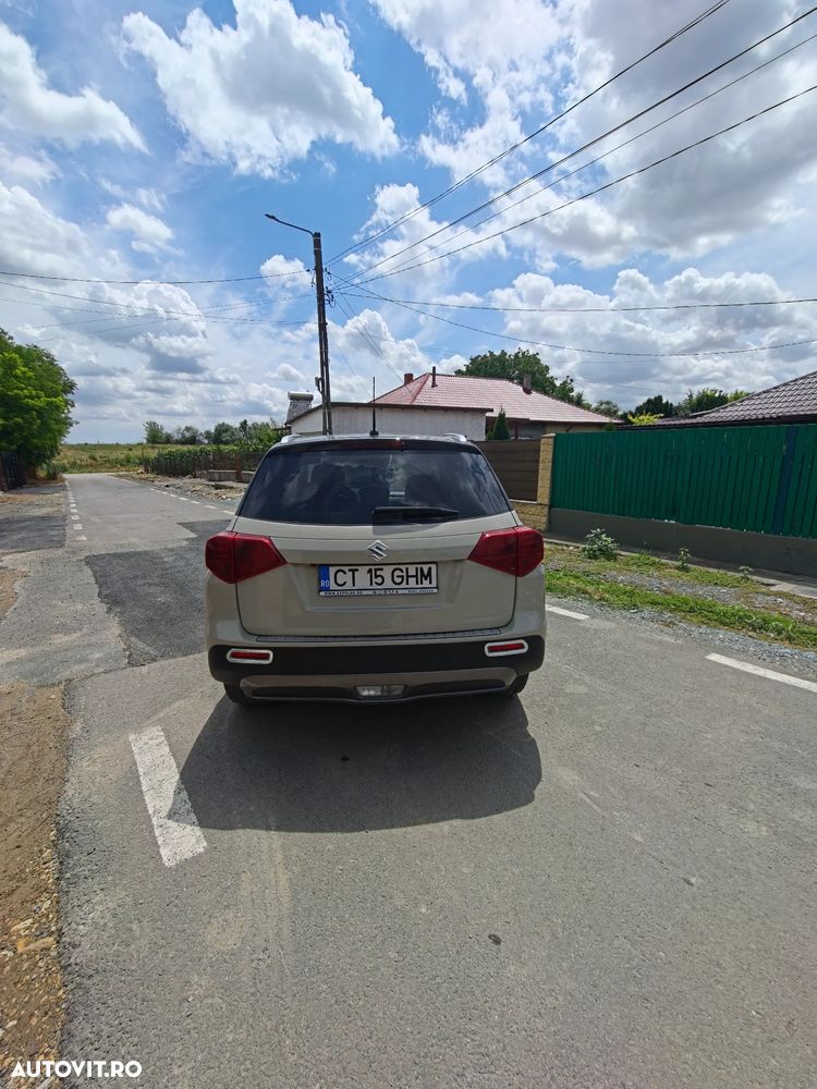 Suzuki Vitara 1.0 Passion - 2