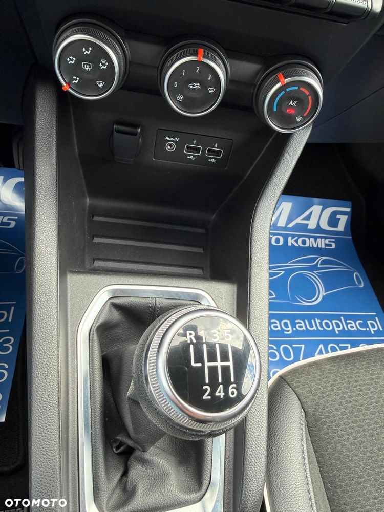 Renault Clio BLUE dCi 85 BUSINESS EDITION - 24