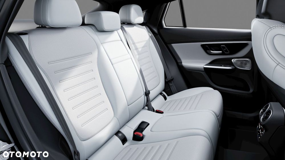 Mercedes-Benz GLC - 9