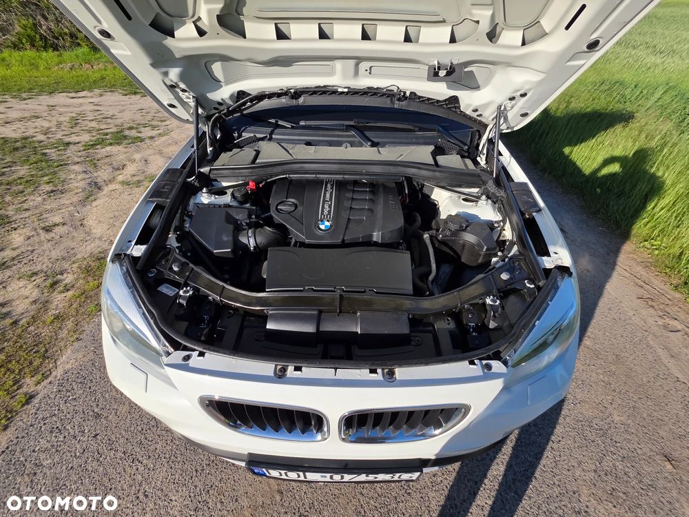 BMW X1 sDrive18d xLine - 21