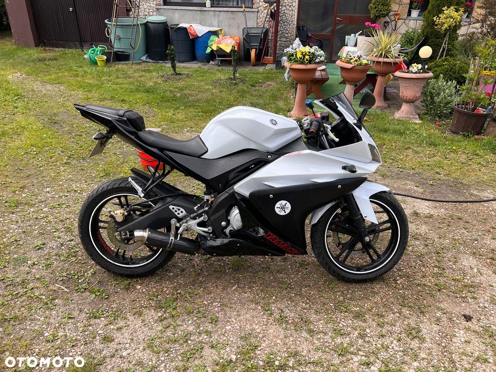 Yamaha YZF - 2