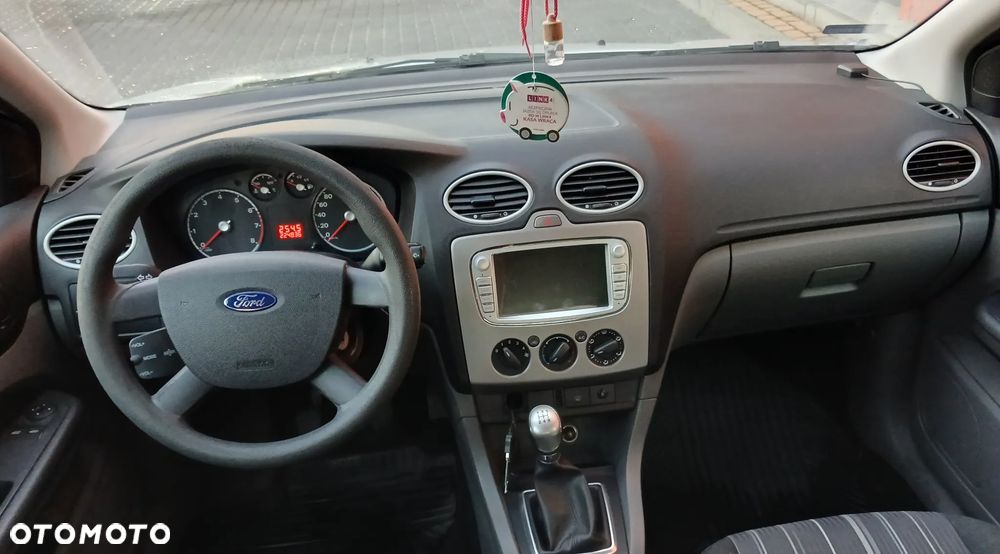 Ford Focus 1.6 Amber X - 3