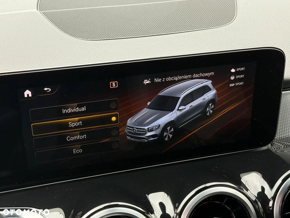 Mercedes-Benz GLB 200 7G-DCT - 20