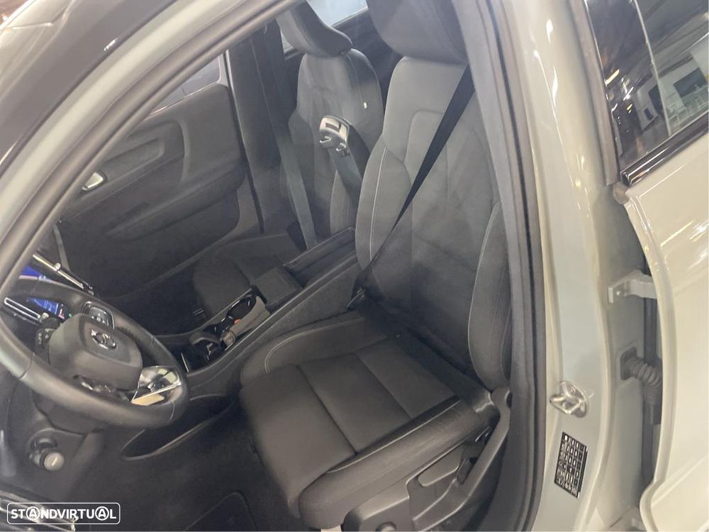 Volvo XC 40 Recharge Extended Range Plus - 7