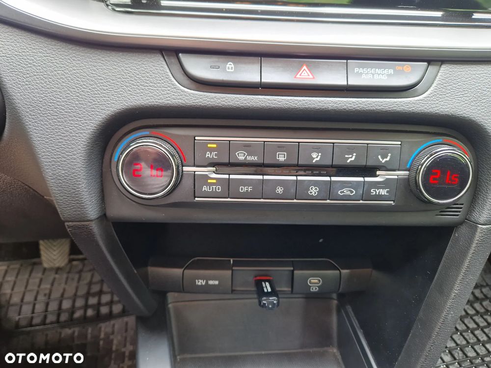 Kia Ceed 1.5 T-GDI M - 30