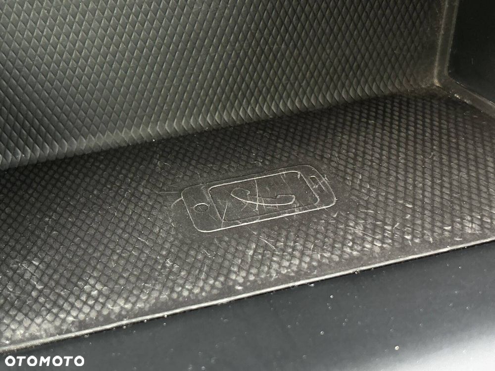 Volkswagen Golf 1.5 TSI EVO Life - 26