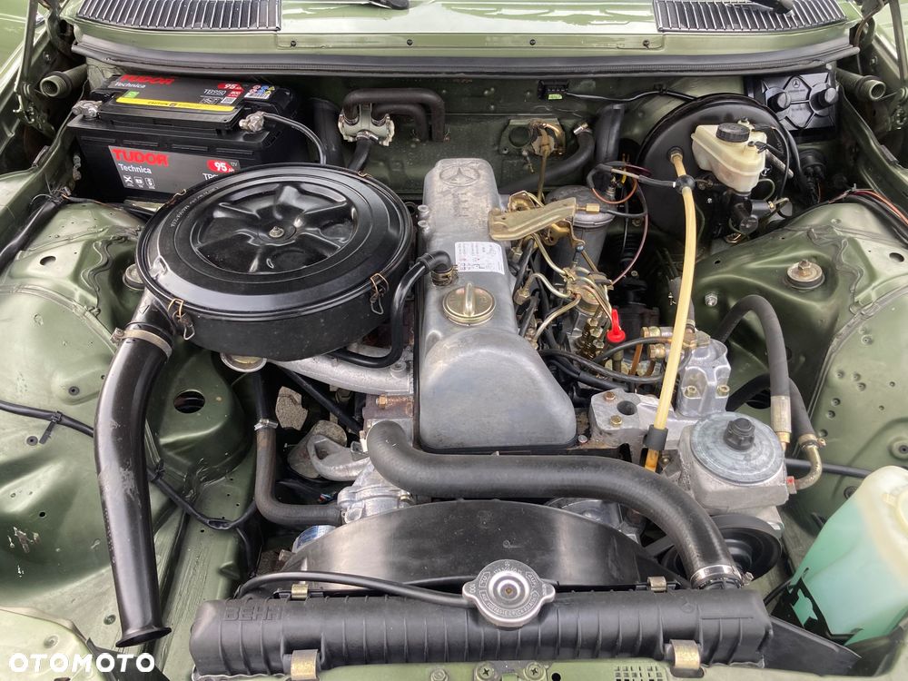 Mercedes-Benz W123 - 11