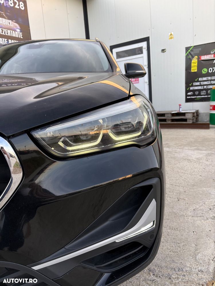 BMW X1 xDrive20i AT xLine - 20
