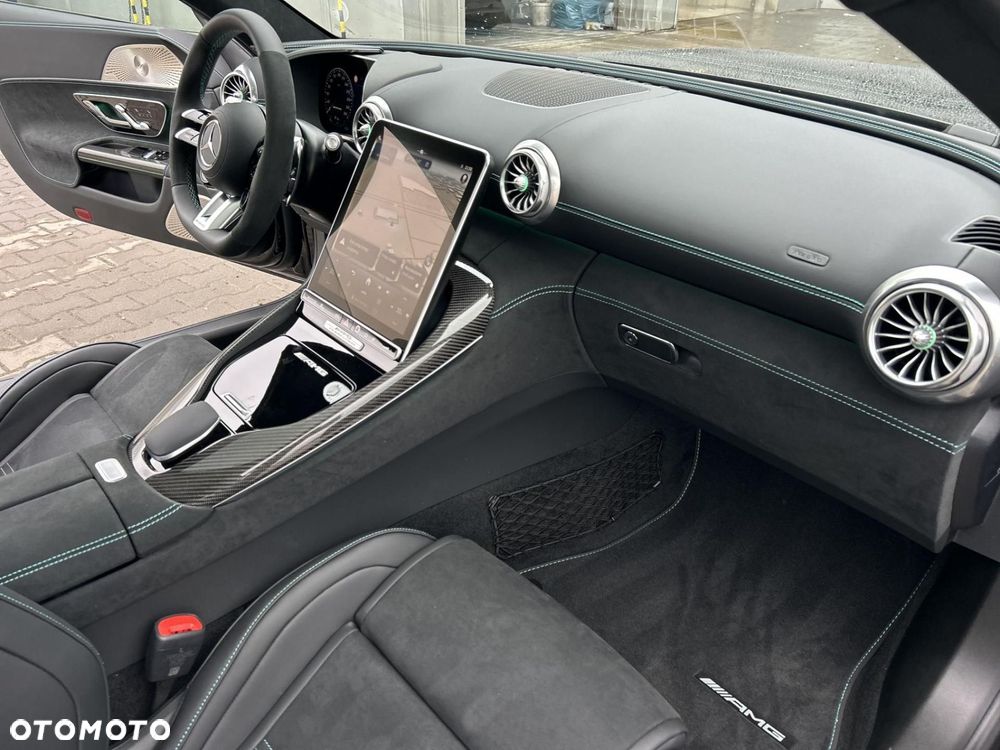 Mercedes-Benz AMG GT - 17