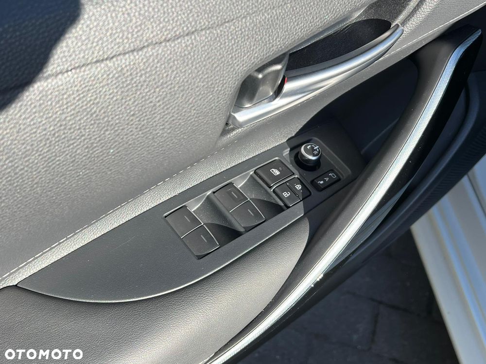 Toyota Corolla 1.8 Hybrid Executive - 19