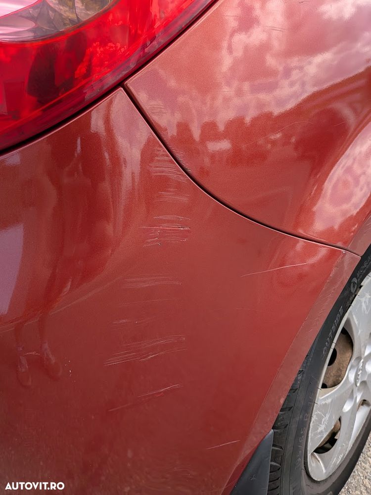 Kia Ceed - 11
