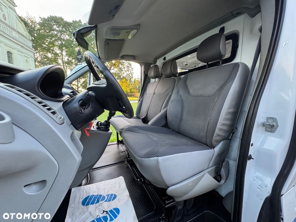 Opel Vivaro - 21
