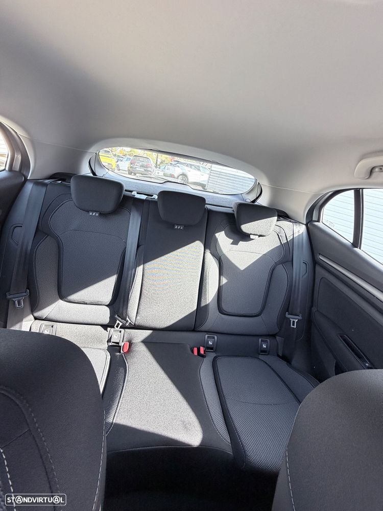 Renault Mégane 1.5 Blue dCi Limited - 17