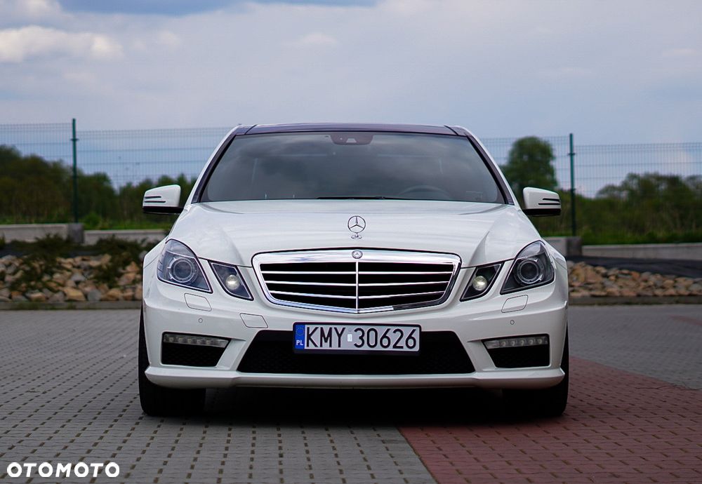 Mercedes-Benz Klasa E 63 AMG - 3