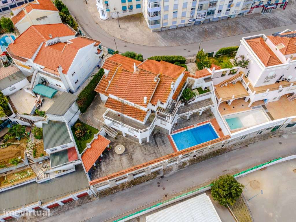 Moradia T5+2 | Cruz de Pau | Piscina | Cave - Grande imagem: 2/48
