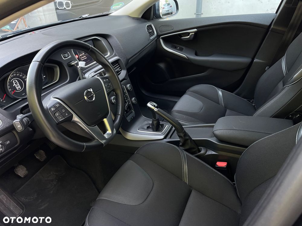 Volvo V40 T2 Ocean Race - 19