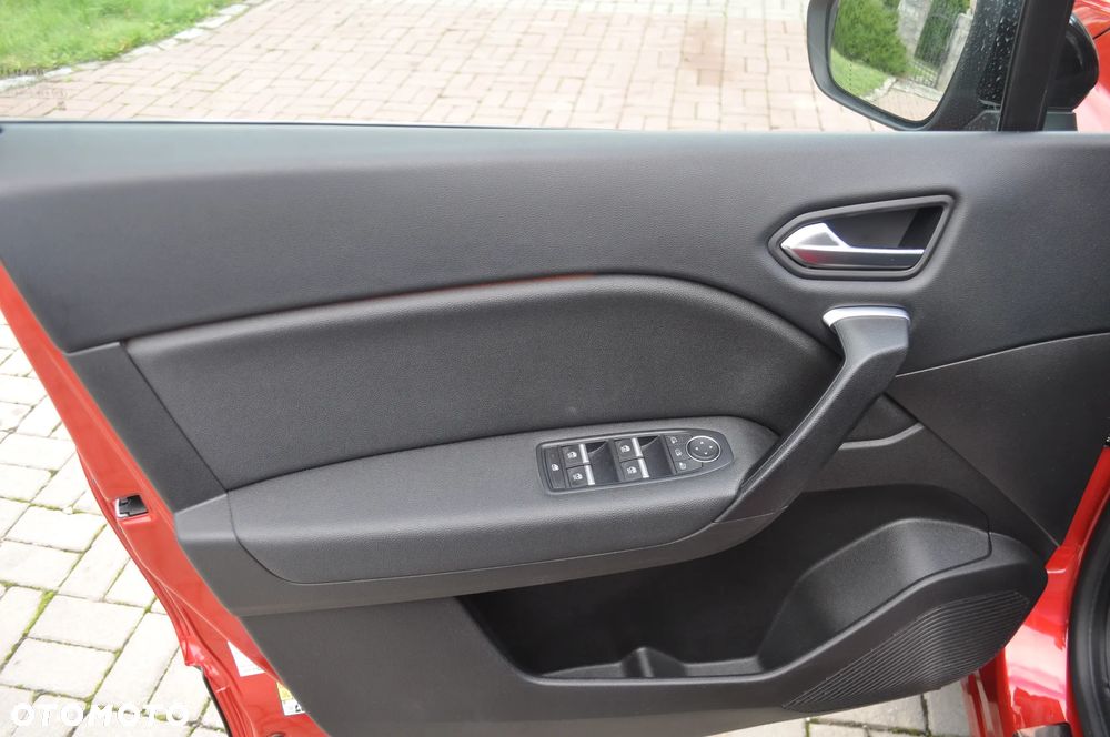 Renault Captur 1.3 TCe Intens EDC - 17