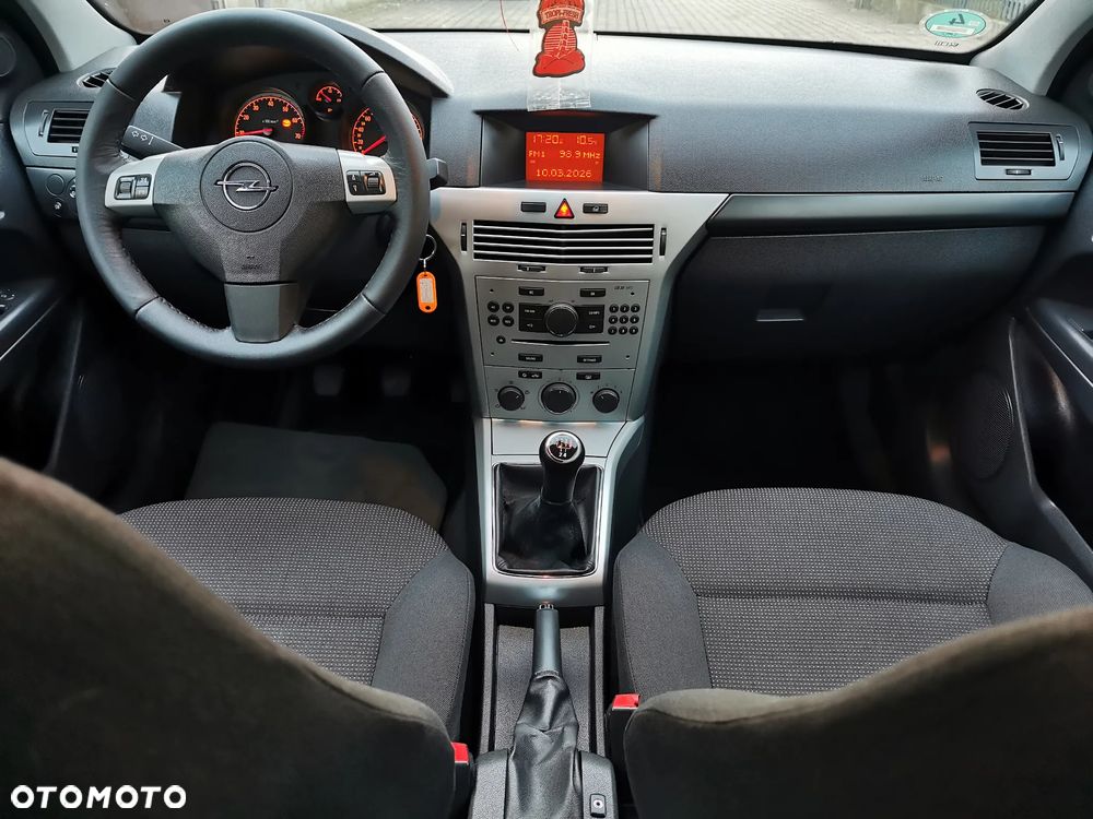 Opel Astra 1.6 Innovation - 8