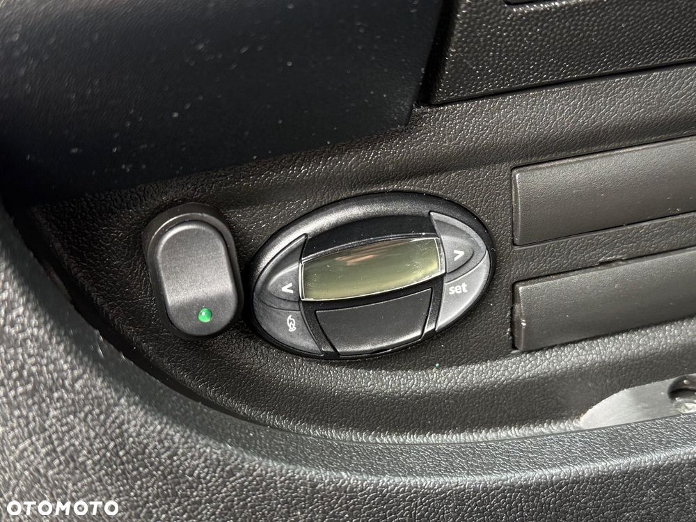 Peugeot BOXER 2,2 HDI | 150KM | 2016r | Nowy najazd 5m | Wyciągarka | Pneumatyka - 13