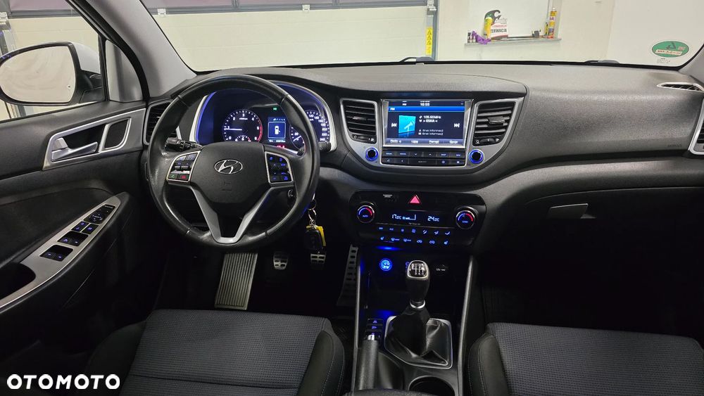 Hyundai Tucson 1.7 CRDI BlueDrive Style 2WD - 6