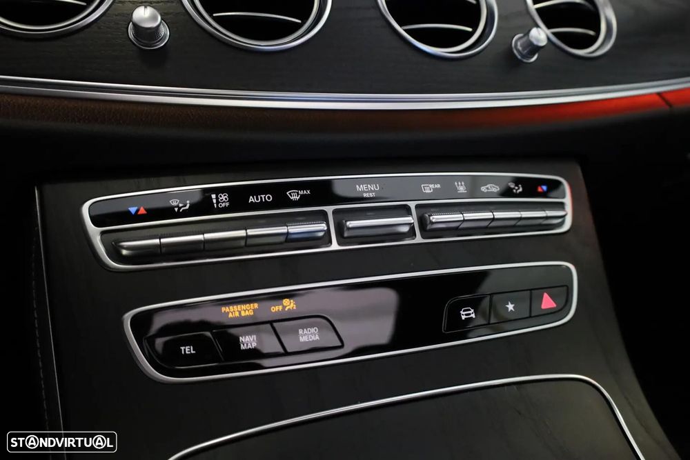 Mercedes-Benz E 300 e AMG Line - 40