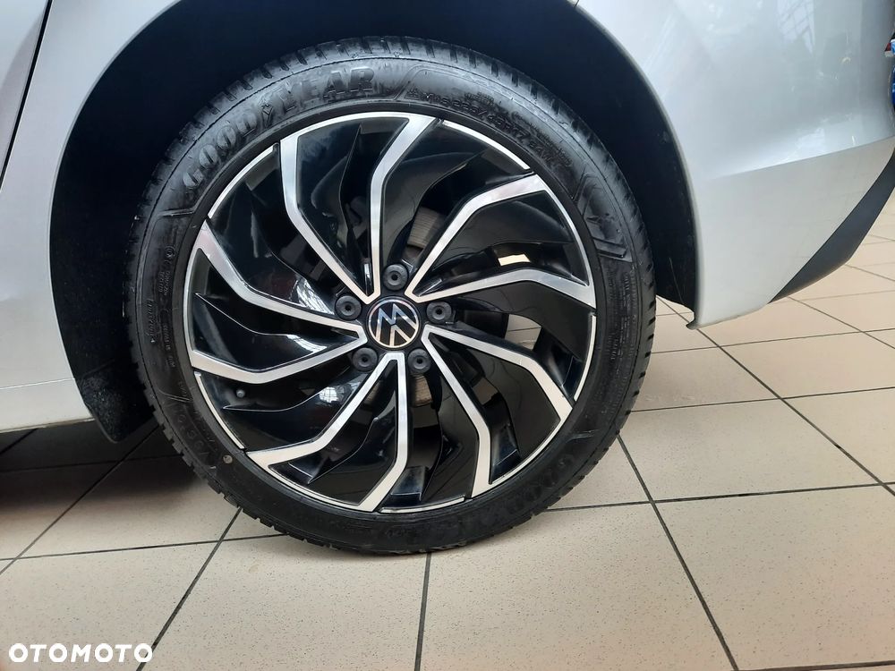 Volkswagen Golf 1.5 TSI OPF Life - 9