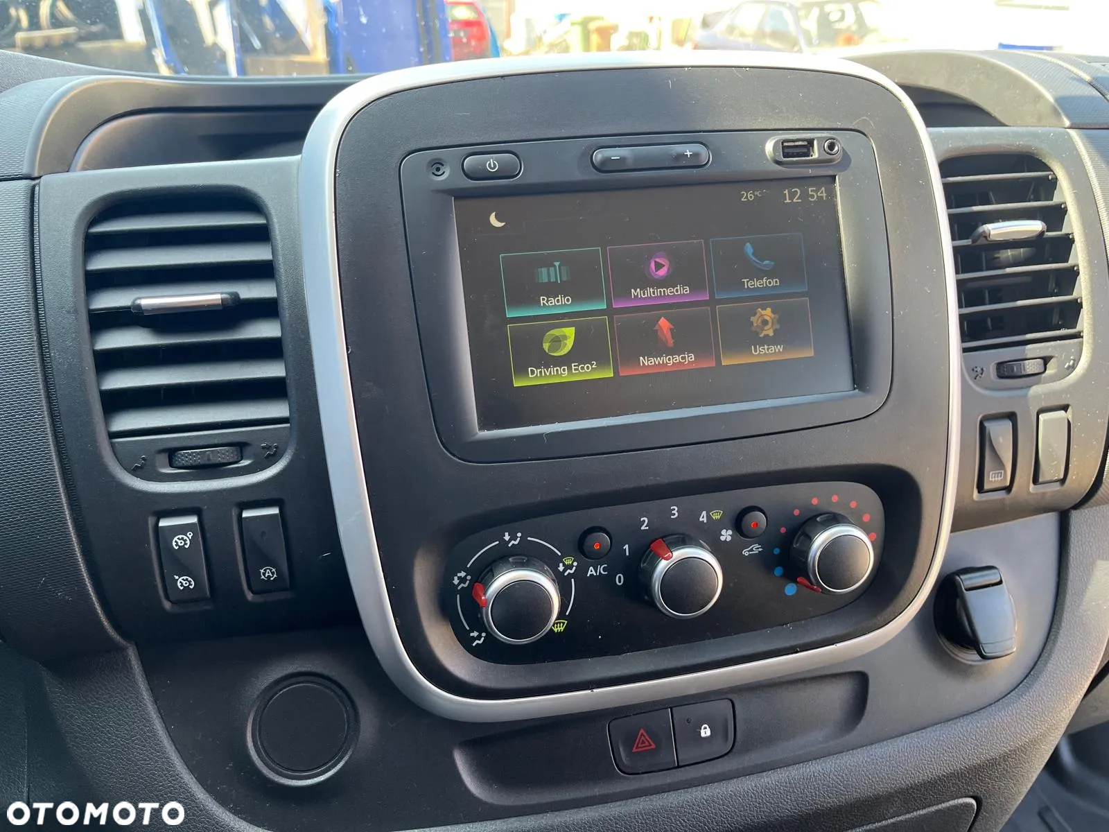 Renault Trafic - 17