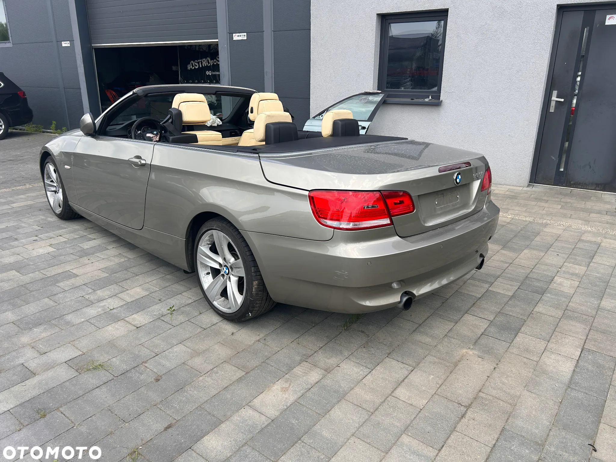BMW Seria 3 335i Cabrio - 10