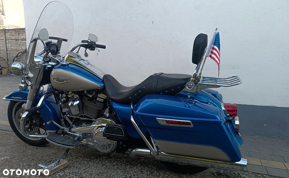 Harley-Davidson Touring Road King - 20