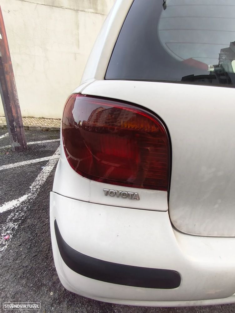 Toyota Yaris 1.4 D-4D Sol - 5