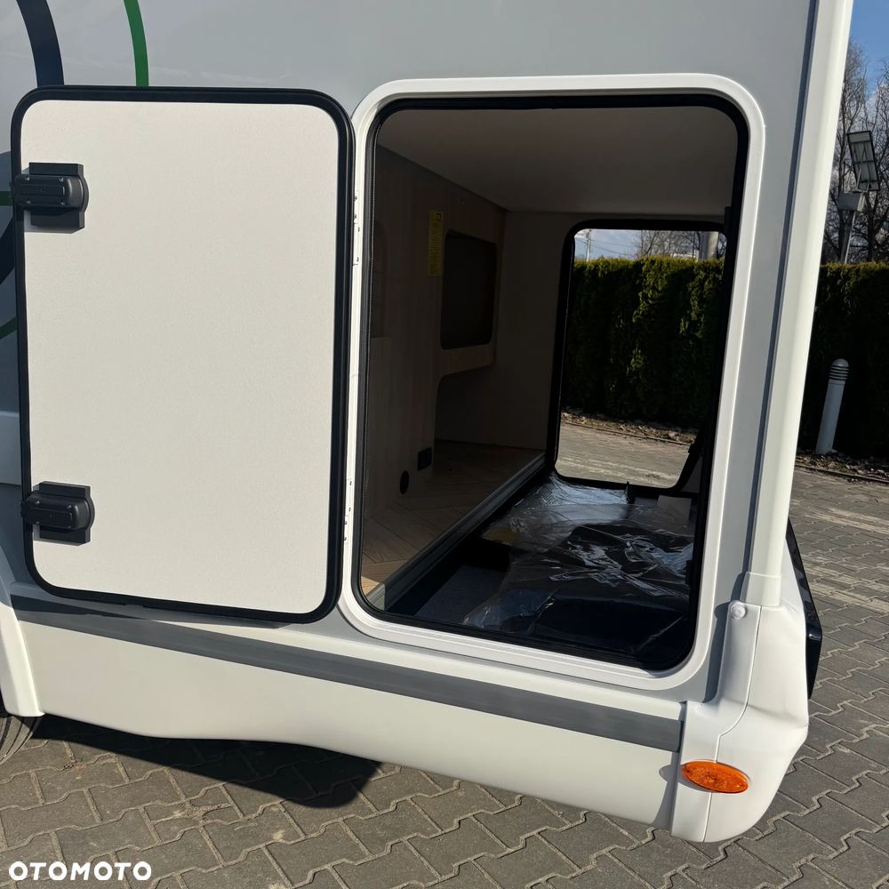 Ford Chausson 627 Titanium Line - 10