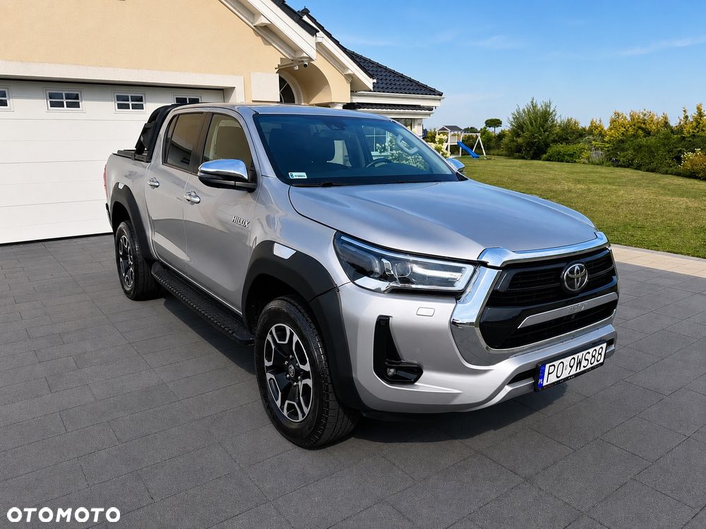 Toyota Hilux 2.8 D-4D Double Cab SR5+ 4x4 - 2